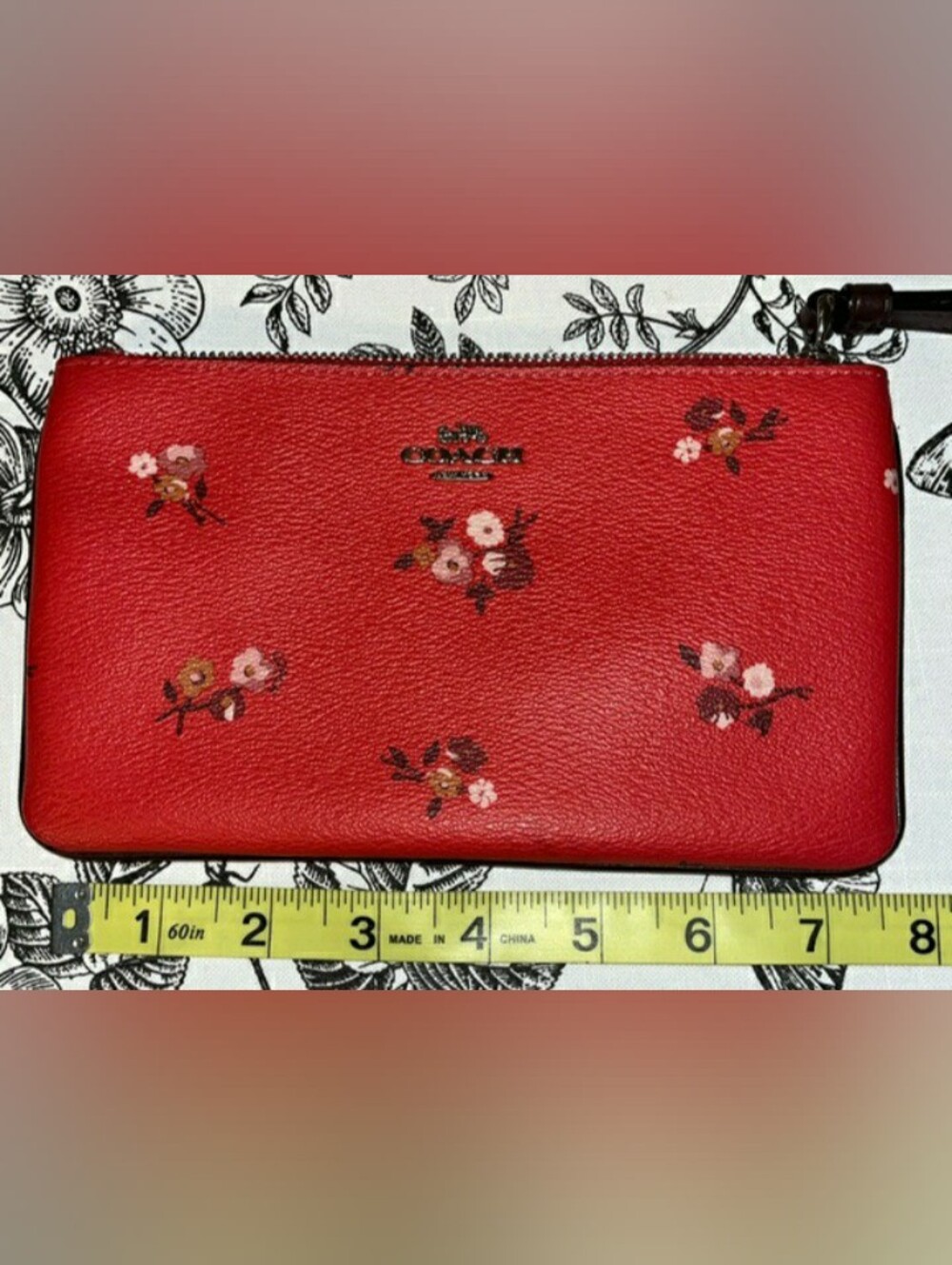 Coach Large Red Floral Zip Wristlet Like New - Picture 4 of 5